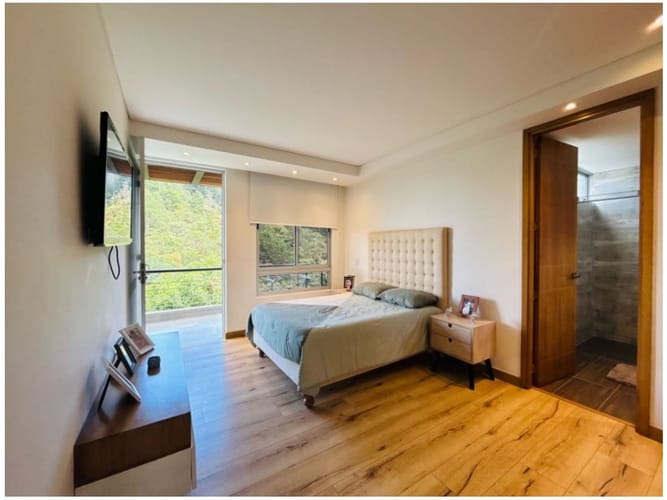 Casa de 5 alcobas en venta en Vía Las Palmas, Envigado, 1980 m² · foto 15 de 24