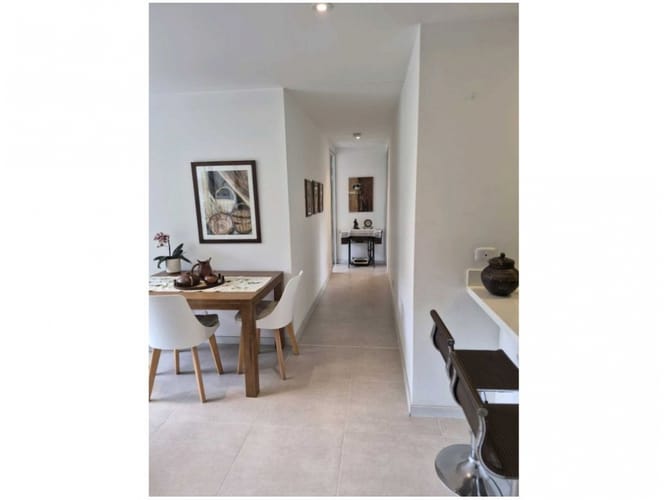 Apartamento de 2 alcobas en venta en El Poblado, Medellín, 88 m² · foto 5 de 24