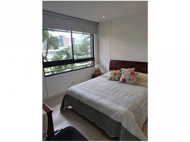 Apartamento de 2 alcobas en venta en El Poblado, Medellín, 88 m² · foto 18 de 24