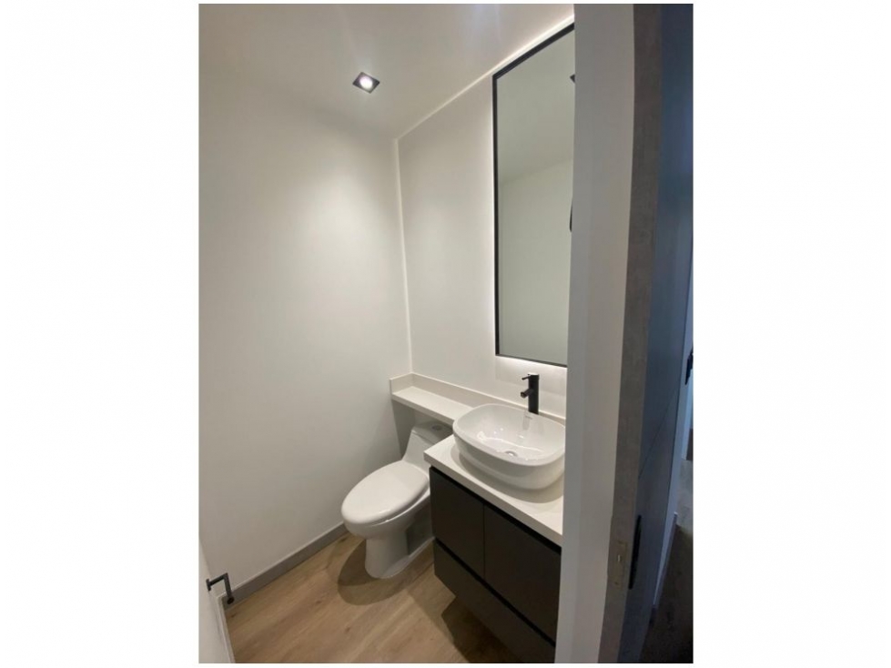 Apartamento en venta en La Abadia, Medellín · foto 4 de 18