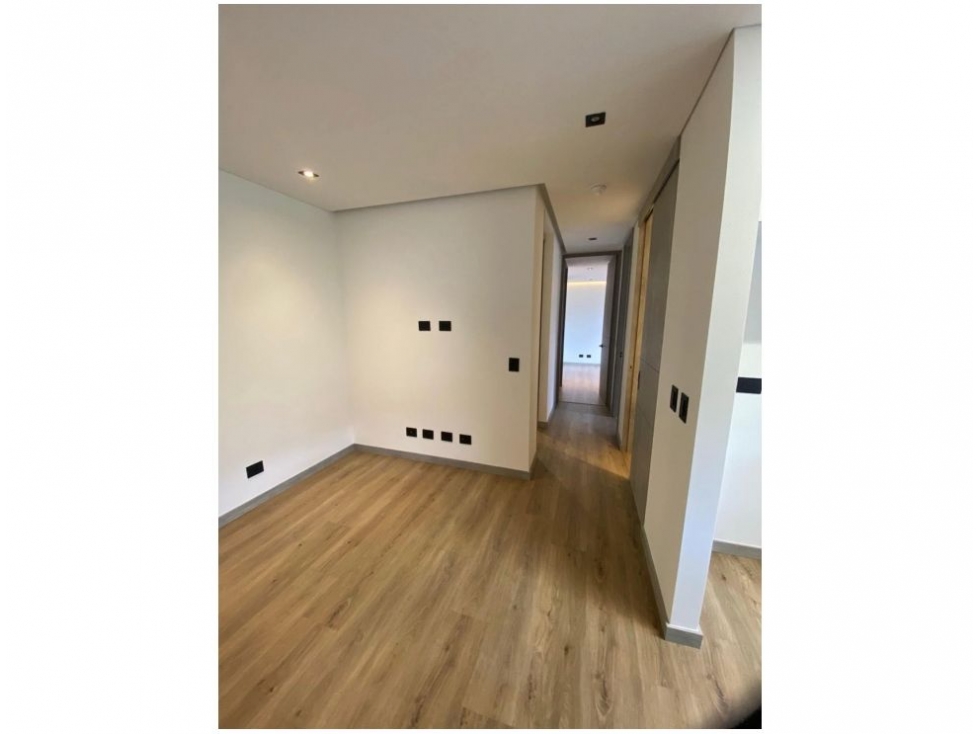 Apartamento en venta en La Abadia, Medellín · foto 5 de 18