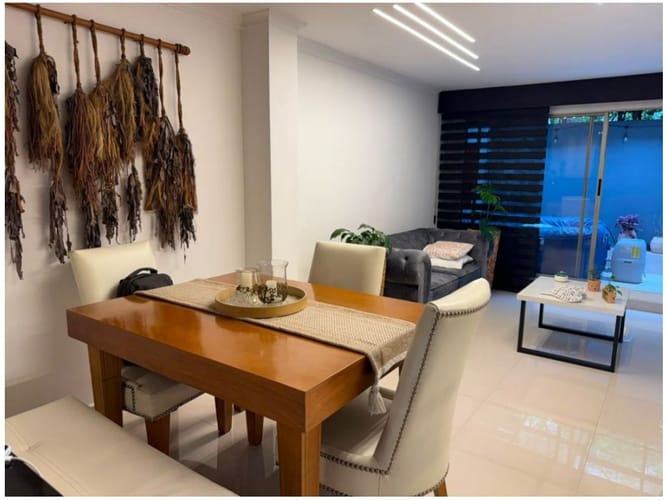 Casa de 3 alcobas en venta en Camino Verde, Envigado, 140 m² · foto 3 de 19