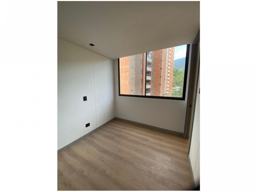 Apartamento en venta en La Abadia, Medellín · foto 7 de 18