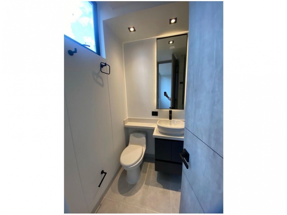 Apartamento en venta en La Abadia, Medellín · foto 8 de 18