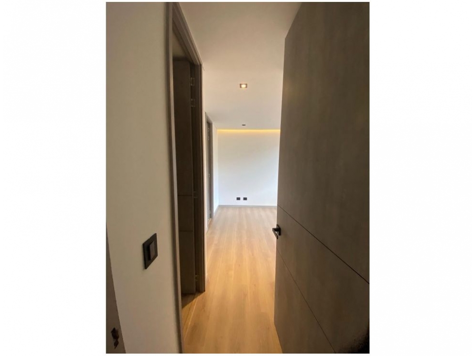 Apartamento en venta en La Abadia, Medellín · foto 9 de 18