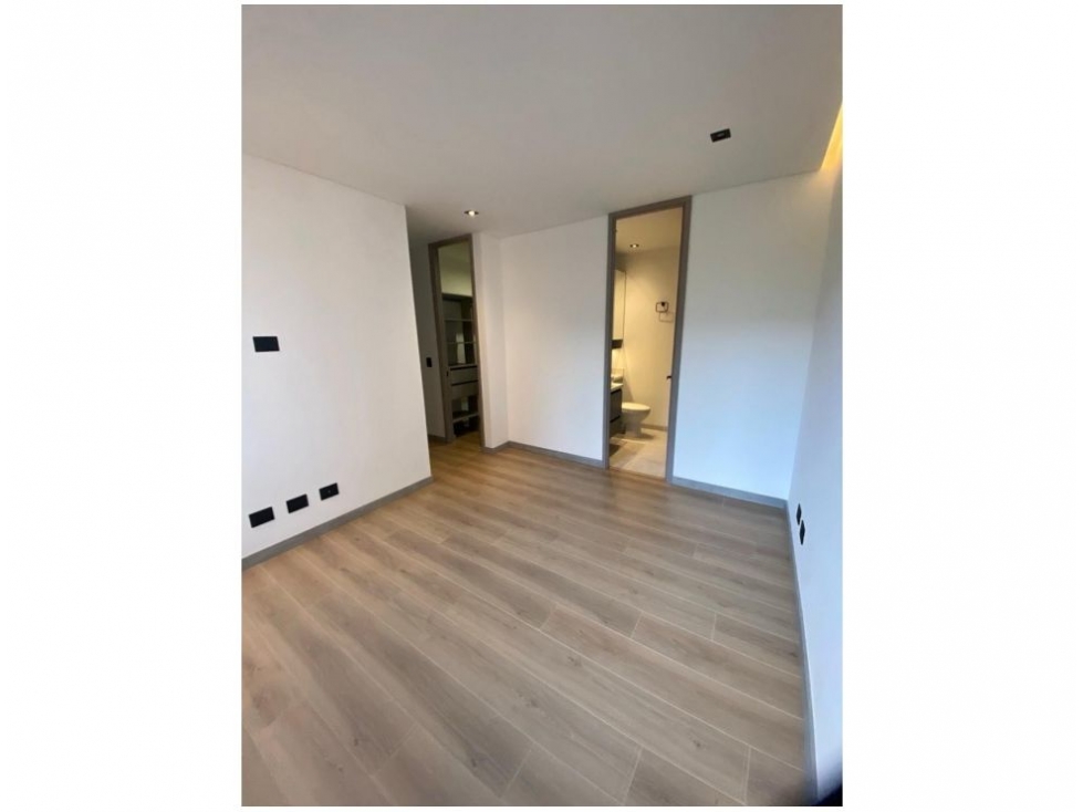 Apartamento en venta en La Abadia, Medellín · foto 12 de 18