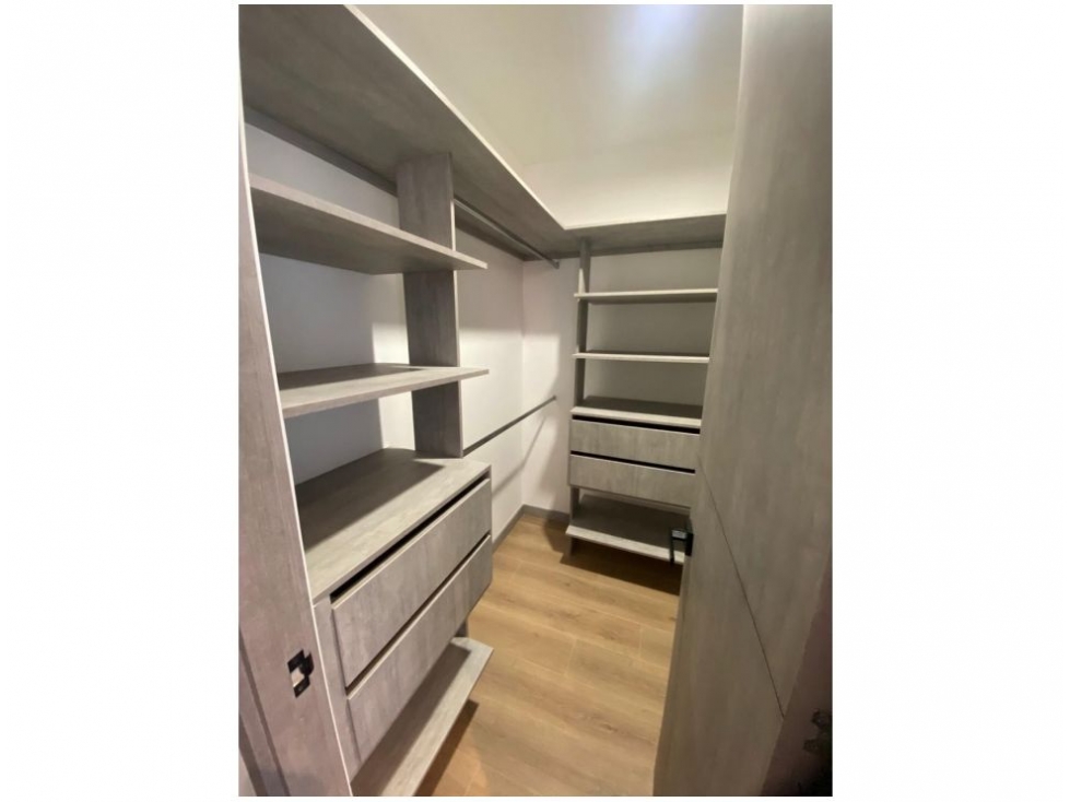 Apartamento en venta en La Abadia, Medellín · foto 16 de 18