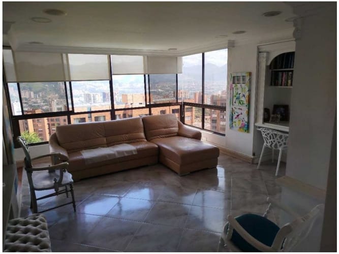 Apartamento de 4 alcobas en venta en El Poblado, Medellín, 271 m² · foto 7 de 24
