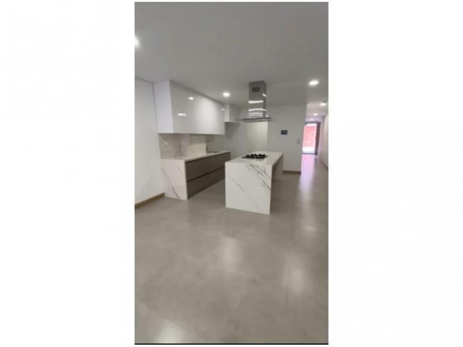Apartamento de 3 alcobas en venta en Laureles, Medellín, 66 m² · foto 6 de 11