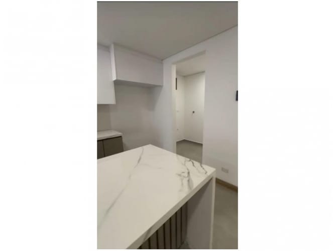 Apartamento de 3 alcobas en venta en Laureles, Medellín, 66 m² · foto 8 de 11