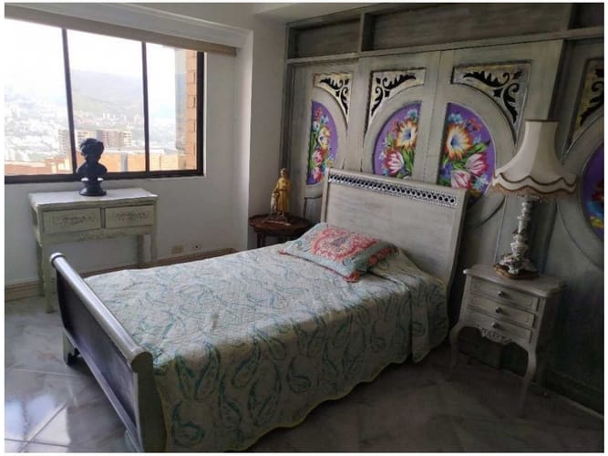 Apartamento de 4 alcobas en venta en El Poblado, Medellín, 271 m² · foto 12 de 24