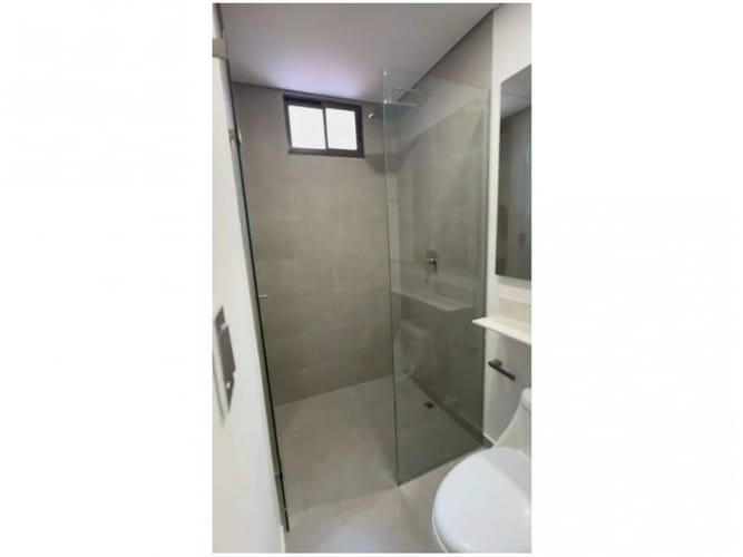 Apartamento de 3 alcobas en venta en Laureles, Medellín, 66 m² · foto 11 de 11