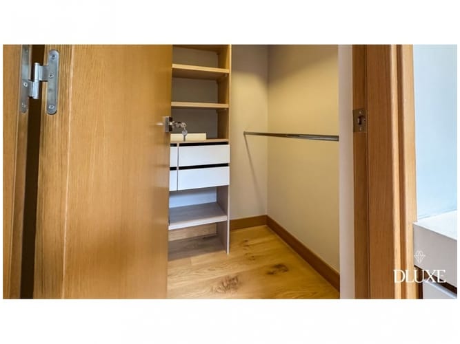 Apartamento de 4 alcobas en venta en El Tesoro, Medellín, 303 m² · foto 11 de 12