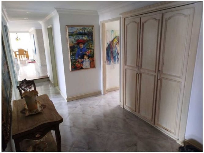 Apartamento de 4 alcobas en venta en El Poblado, Medellín, 271 m² · foto 20 de 24