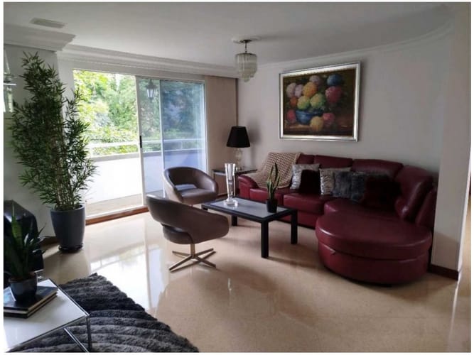 Apartamento de 3 alcobas en venta en El Poblado, Medellín, 135 m² · foto 6 de 24