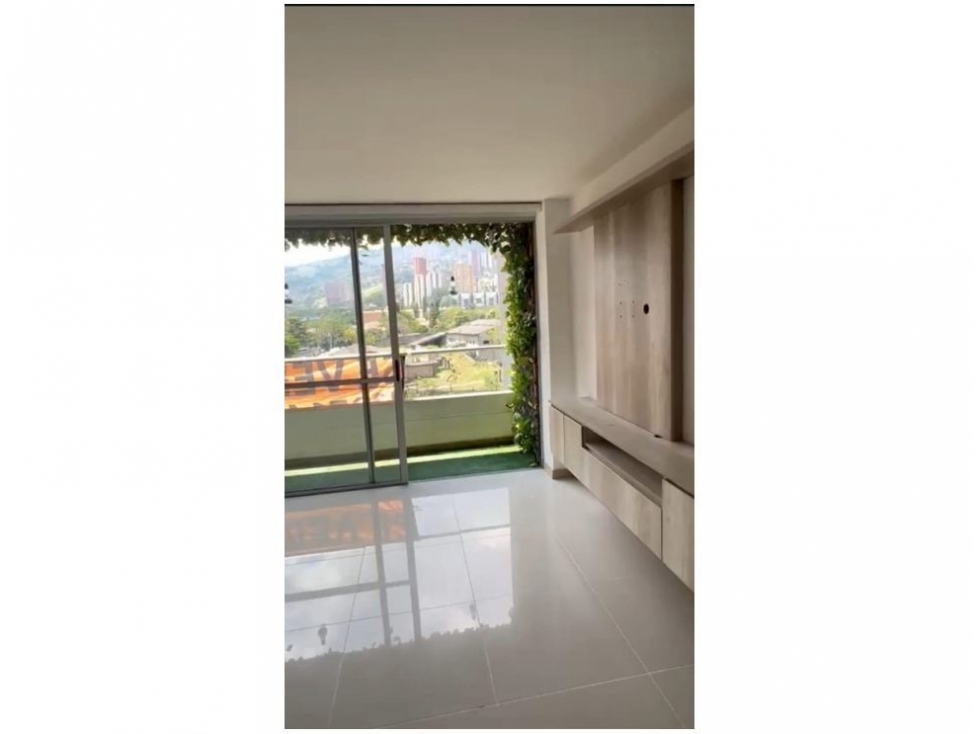 Apartamento en venta en El Velodromo, Medellín · foto 2 de 11