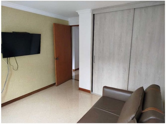 Apartamento de 3 alcobas en venta en El Poblado, Medellín, 135 m² · foto 12 de 24