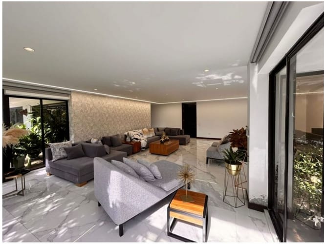 Apartamento de 4 alcobas en venta en El Poblado, Medellín, 360 m² · foto 10 de 24