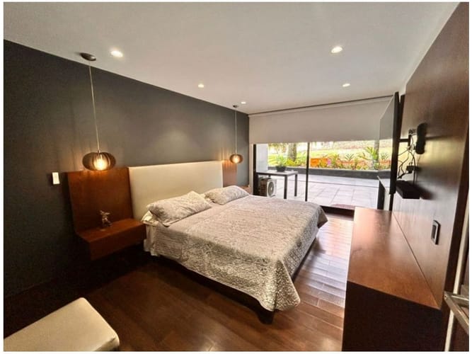 Apartamento de 4 alcobas en venta en El Poblado, Medellín, 360 m² · foto 20 de 24