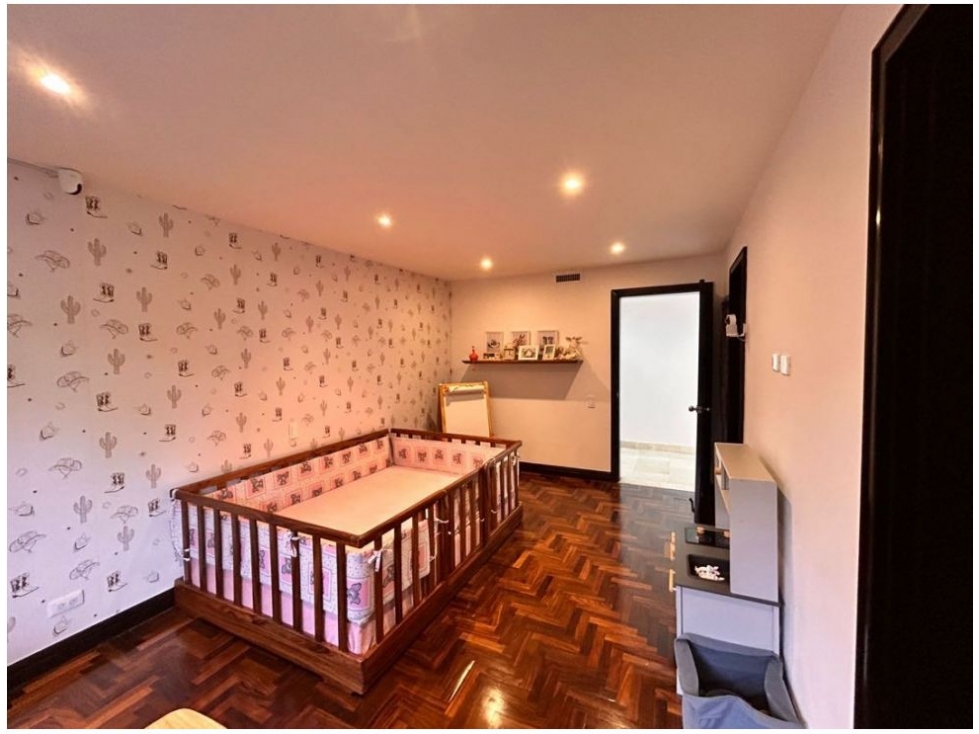 Apartamento en venta en El Poblado, Medellín · foto 14 de 24