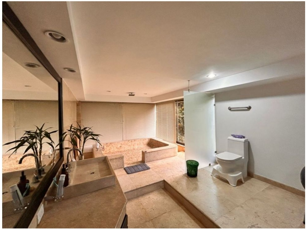Apartamento en venta en El Poblado, Medellín · foto 17 de 24
