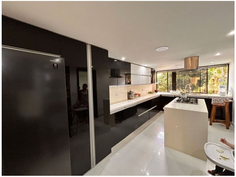 Apartamento en venta en El Poblado, Medellín · foto 24 de 24