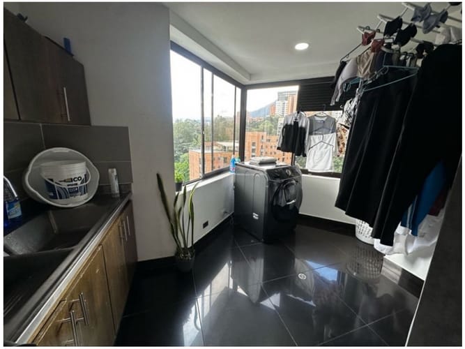 Apartamento de 5 alcobas en venta en Los Balsos, Medellín, 595 m² · foto 6 de 24