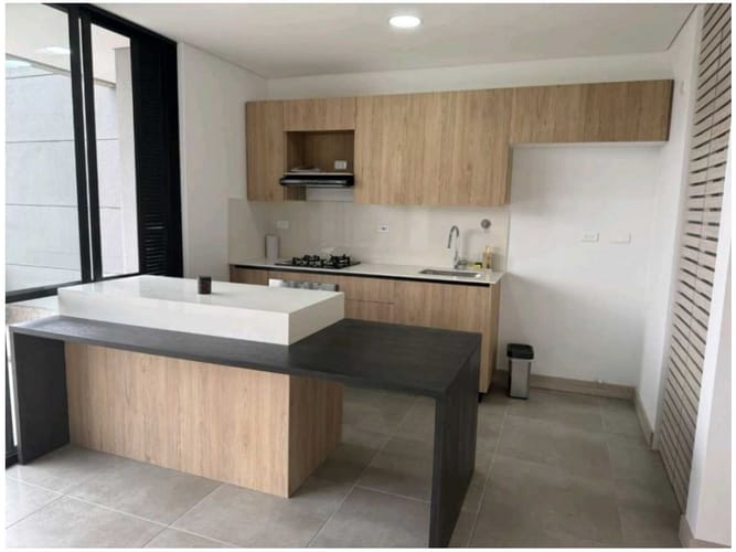 Apartamento de 1 alcoba en venta en Los Naranjos, Medellín, 65 m² · foto 7 de 17
