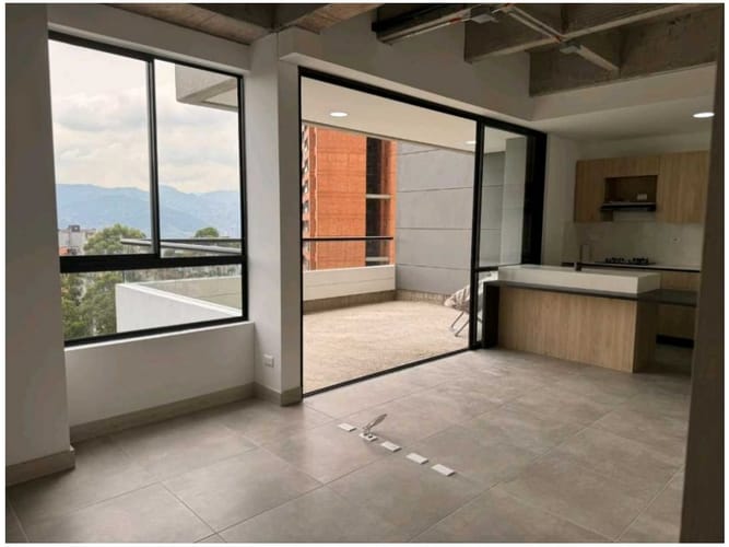 Apartamento de 1 alcoba en venta en Los Naranjos, Medellín, 65 m² · foto 8 de 17