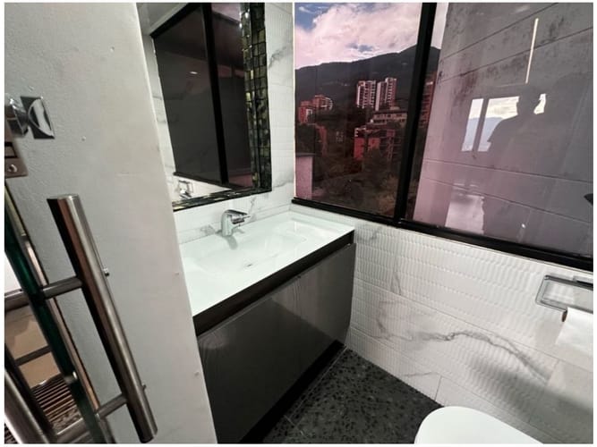 Apartamento de 5 alcobas en venta en Los Balsos, Medellín, 595 m² · foto 18 de 24