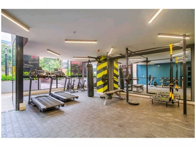Apartamento de 1 alcoba en venta en Los Naranjos, Medellín, 65 m² · foto 14 de 17