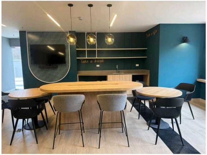 Apartamento de 1 alcoba en venta en Los Naranjos, Medellín, 65 m² · foto 16 de 17