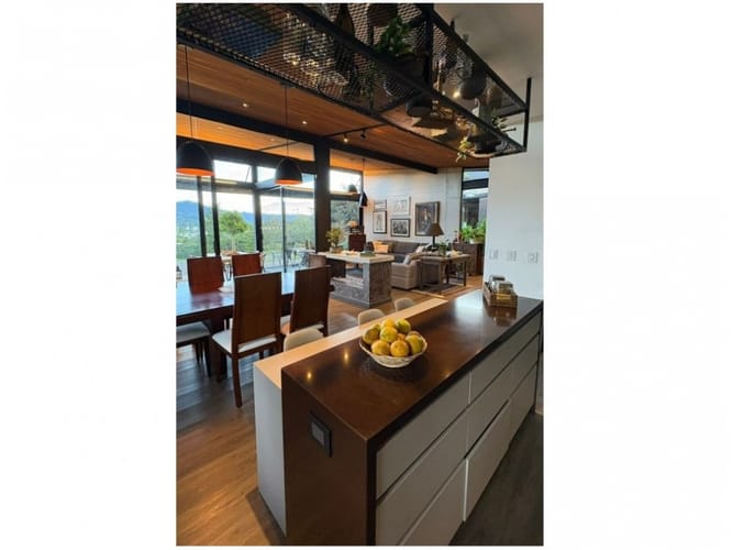 Casa de 3 alcobas en venta en La Ceja, 326 m² · foto 7 de 24