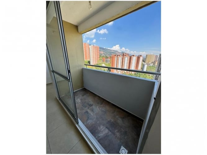 Apartamento de 3 alcobas en venta en Calasanz, Medellín, 170 m² · foto 12 de 17