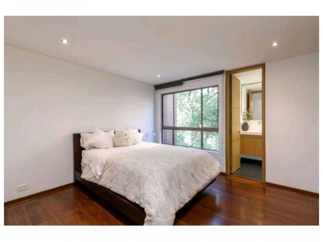 Apartamento de 3 alcobas en venta en El Poblado, Medellín, 226 m² · foto 12 de 21