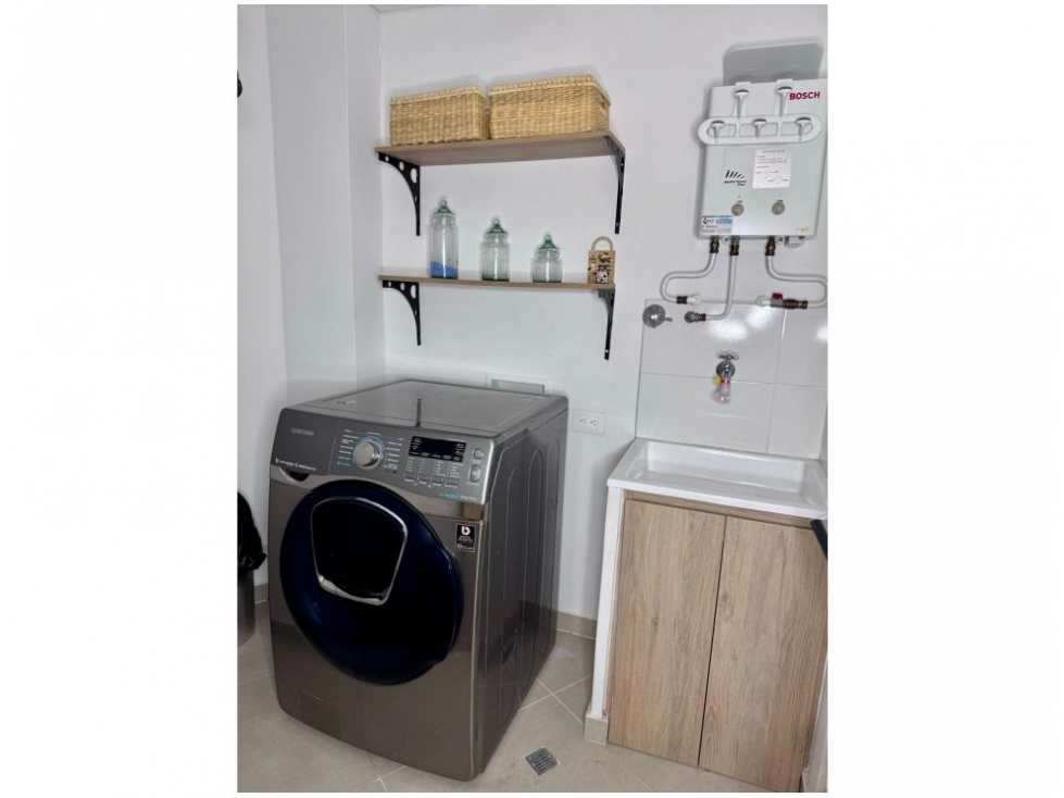 Apartamento en venta en El Poblado, Medellín · foto 16 de 24