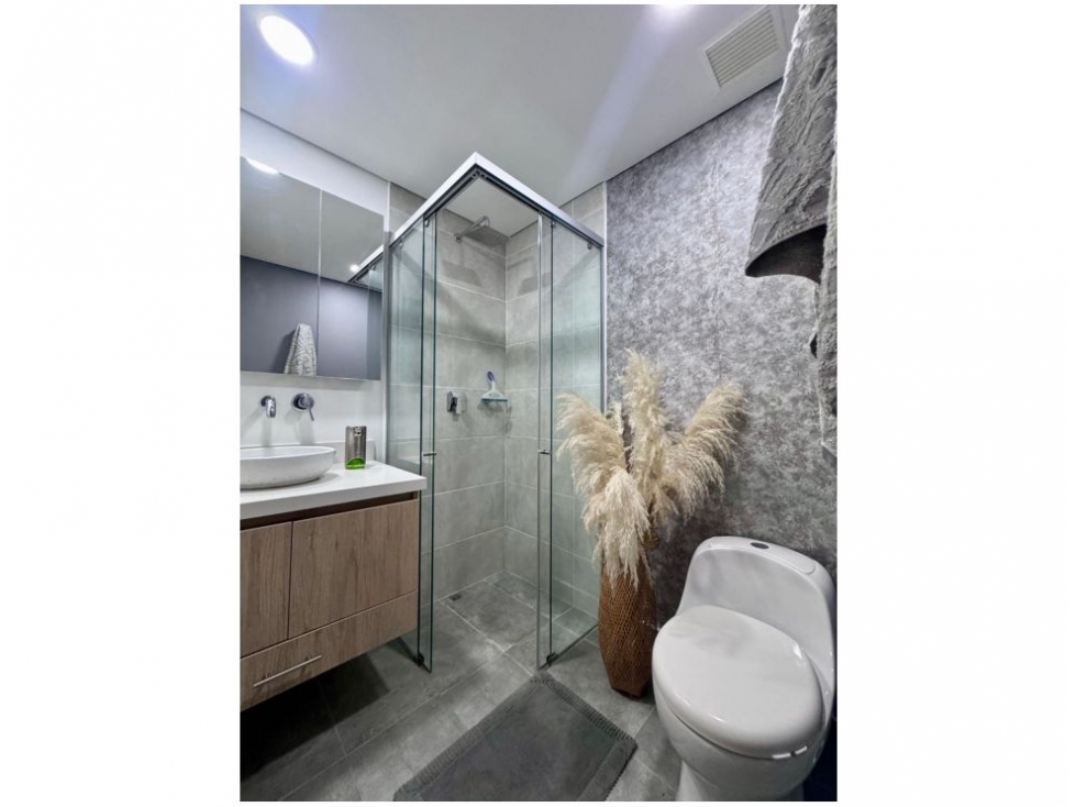Apartamento en venta en El Poblado, Medellín · foto 17 de 24
