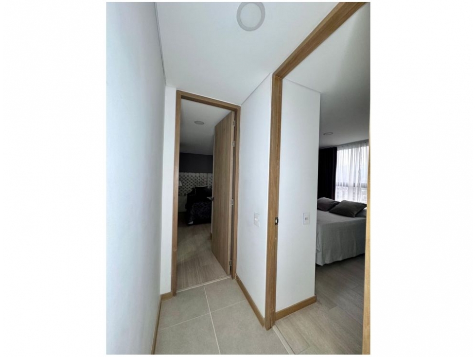 Apartamento en venta en El Poblado, Medellín · foto 18 de 24
