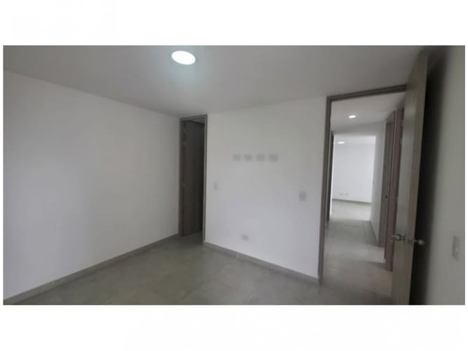 Apartamento de 3 alcobas en venta en Las Lomitas, Sabaneta, 83 m² · foto 5 de 22