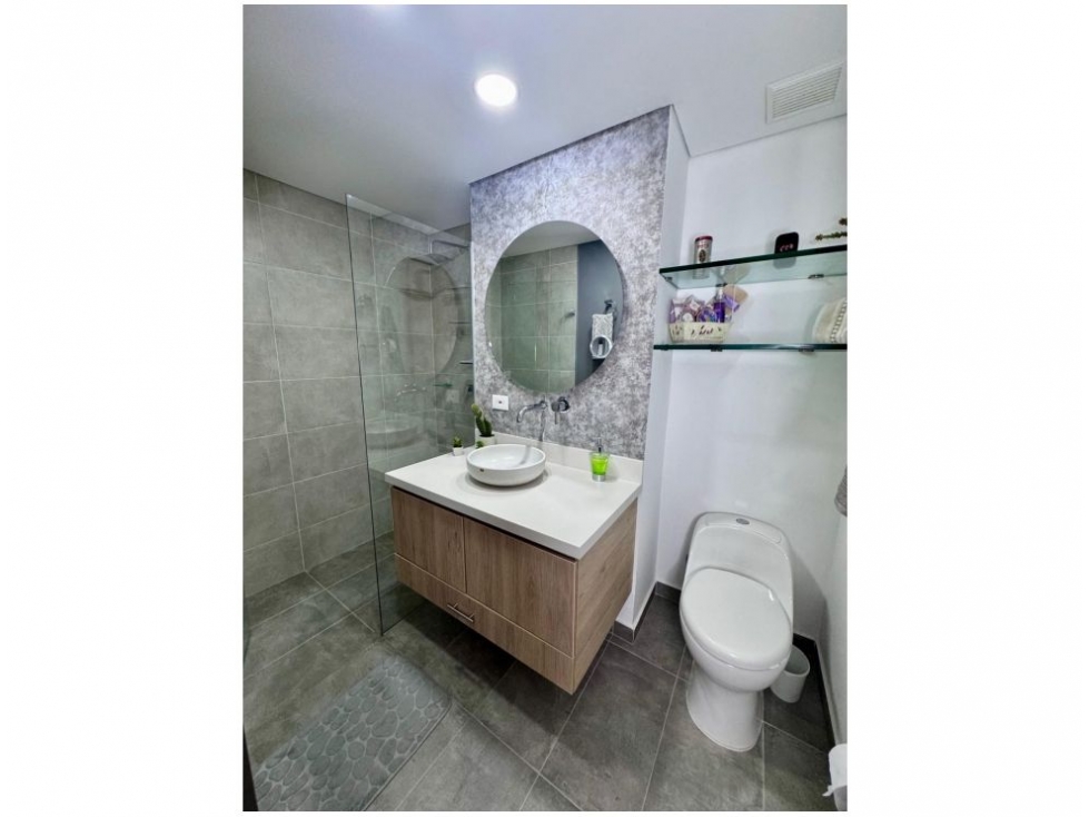 Apartamento en venta en El Poblado, Medellín · foto 21 de 24