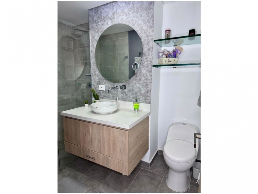 Apartamento en venta en El Poblado, Medellín · foto 22 de 24