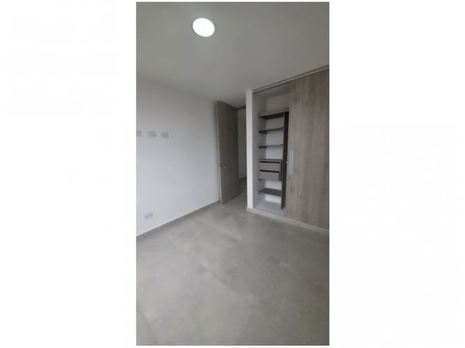 Apartamento de 3 alcobas en venta en Las Lomitas, Sabaneta, 83 m² · foto 10 de 22