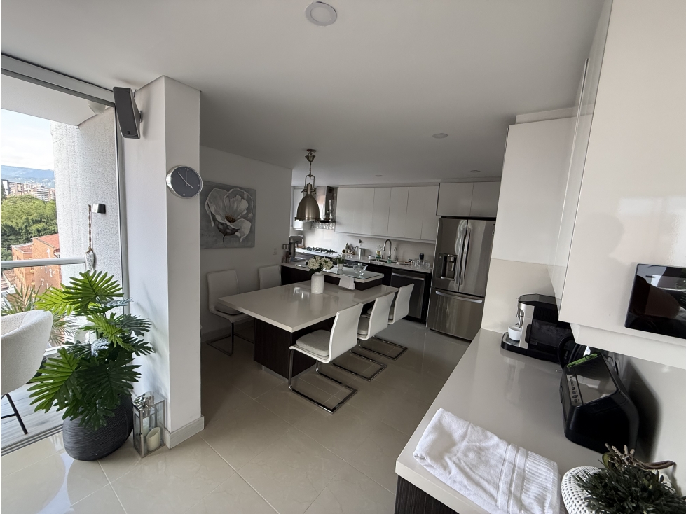 Apartamento en venta en El Portal, Envigado · foto 5 de 6