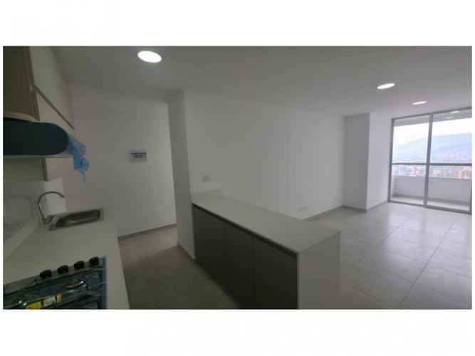 Apartamento de 3 alcobas en venta en Las Lomitas, Sabaneta, 83 m² · foto 18 de 22