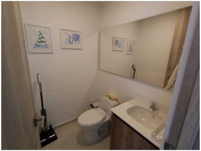 Apartamento de 2 alcobas en venta en El Poblado, Medellín, 85 m² · foto 3 de 13