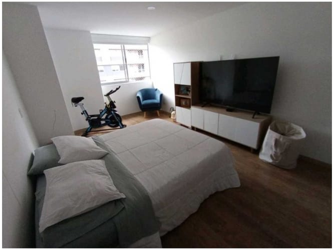 Apartamento de 2 alcobas en venta en El Poblado, Medellín, 85 m² · foto 12 de 13