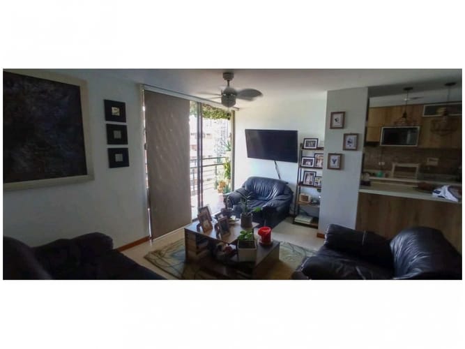 Apartamento de 2 alcobas en venta en Castropol, Medellín, 80 m² · foto 5 de 13