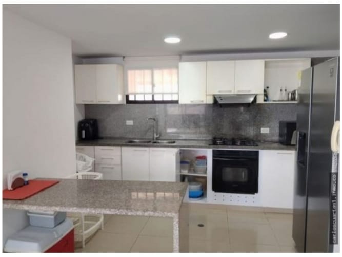 Apartamento de 4 alcobas en venta en Bocagrande, Medellín, 133 m² · foto 6 de 16