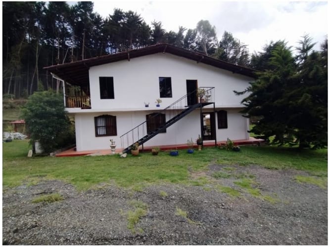 Finca en venta en Santa Elena, Medellín, 6 m² · foto 10 de 24