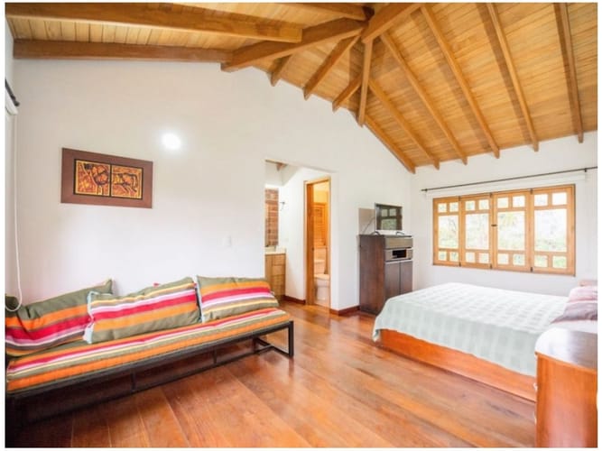 Casa de 10 alcobas en venta en Loma Del Escobero, Envigado, 487 m² · foto 21 de 24